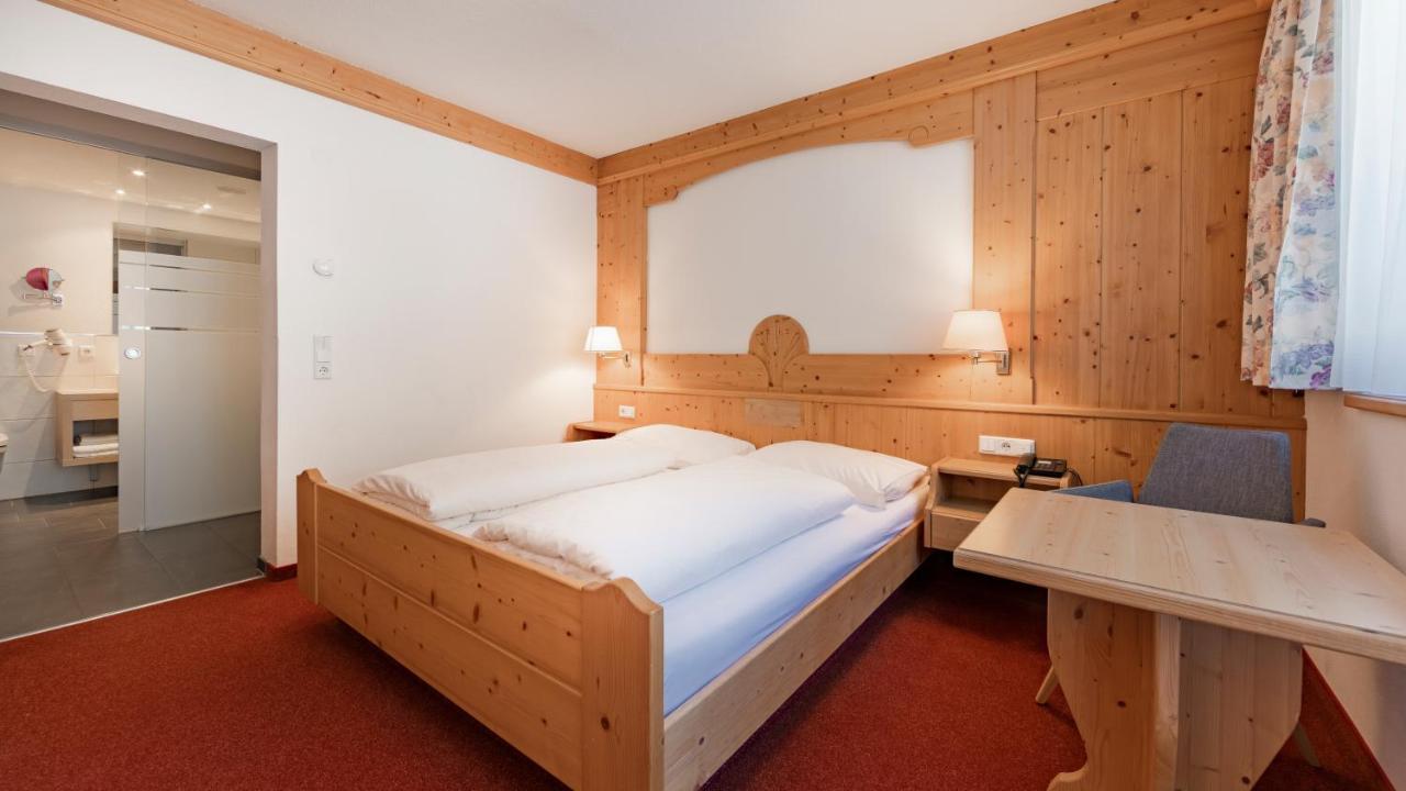 Alp Larain B&B Ischgl Exterior photo